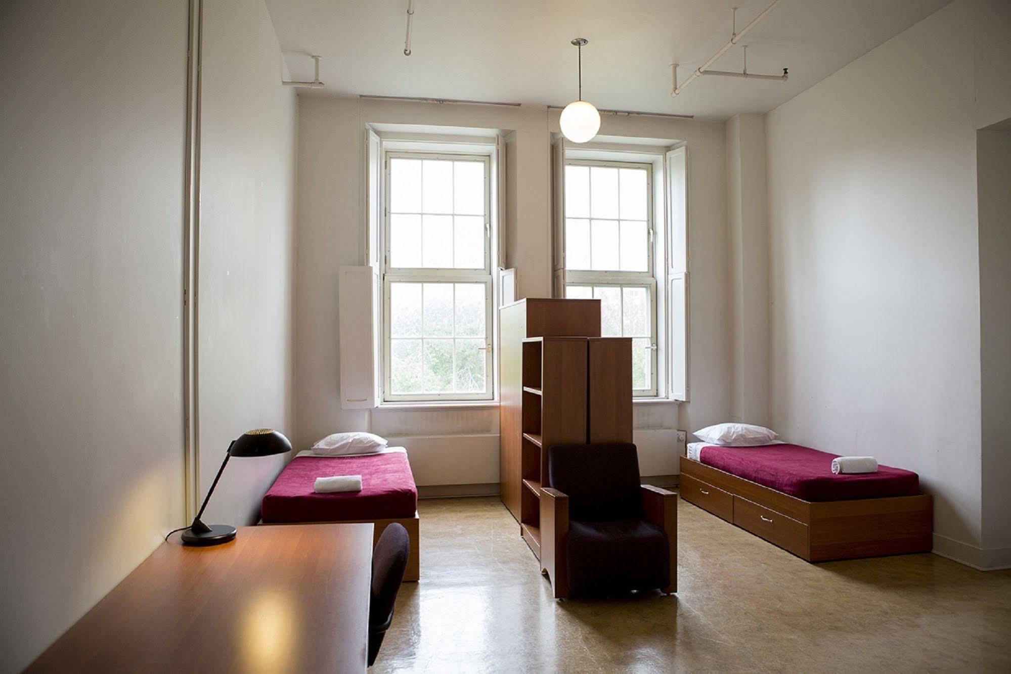 The Grey Nuns Residence By Concordia University Montréal Eksteriør bilde